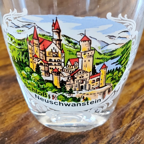 Neuschwanstein Castle Vintage Shot Glass with Gold Rim - Picture 7 of 7